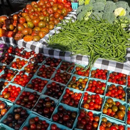 a farm fresh market